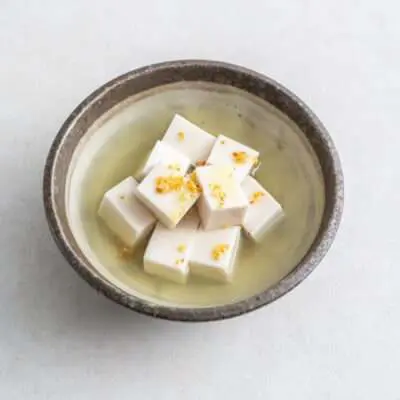 Picture of Xingren Doufu, a Chinese jelly-like dessert