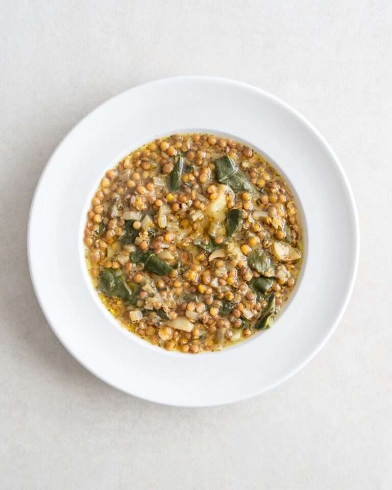 Adas Bil Hamod (Lebanese Lentil & Lemon Soup)