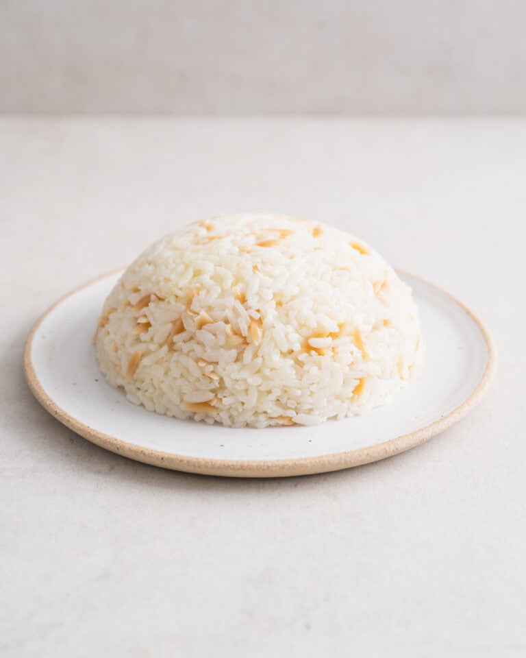 Şehriyeli Pilav (Turkish Rice with Orzo)